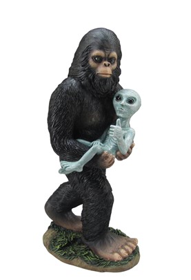 Bigfoot Carrying Alien | GSC Imports