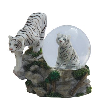 Snow Globe White Tiger with Cub